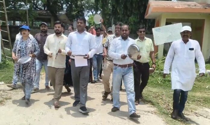 अतिथि शिक्षक का वीडियो