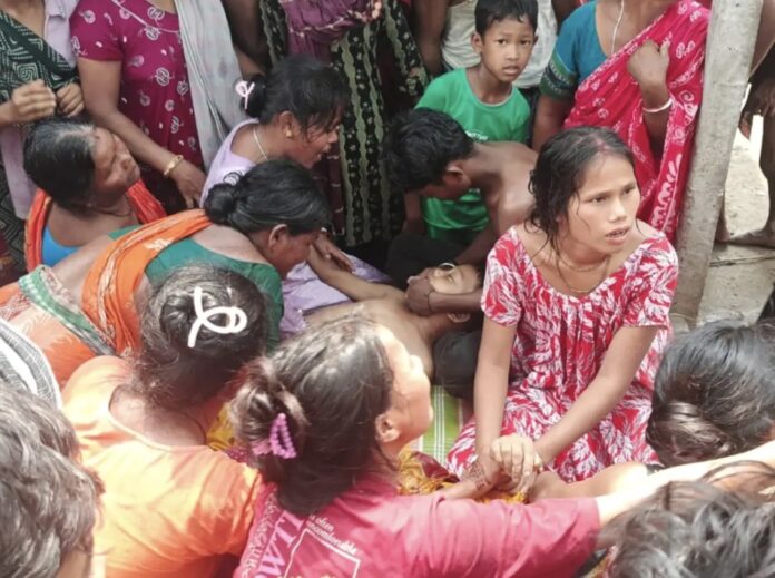 नदी में डूबने से मां-बेटे की मौत