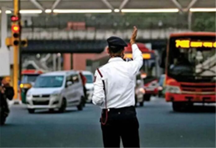 रायपुर में यातायात परिवर्तन की तस्विक