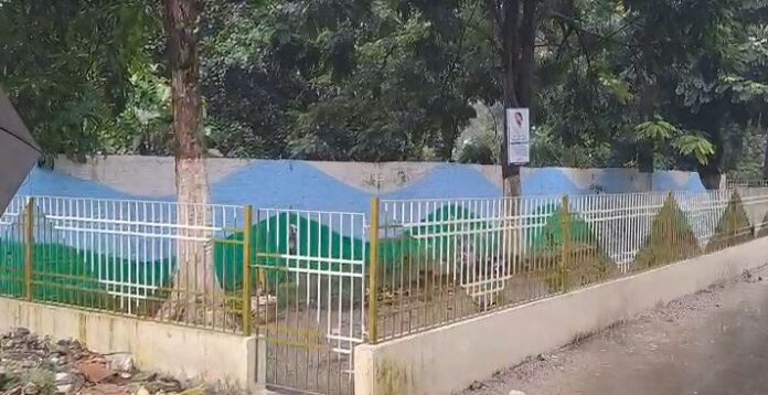 सरकारी फंड से बनाये गए पार्क