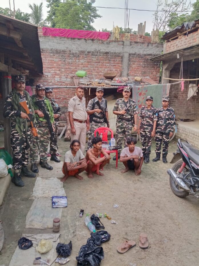 अररिया स्मैक कारोबारी गिरफ्तार फोटो