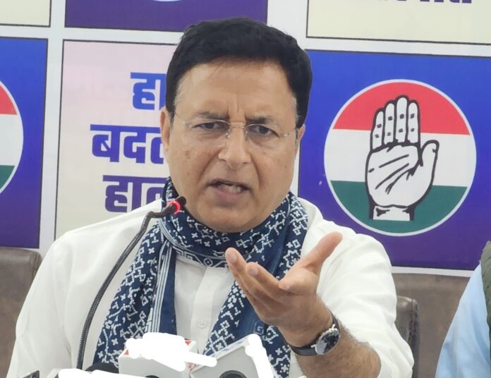 कांग्रेस महासचिव रणदीप सुरजेवाला