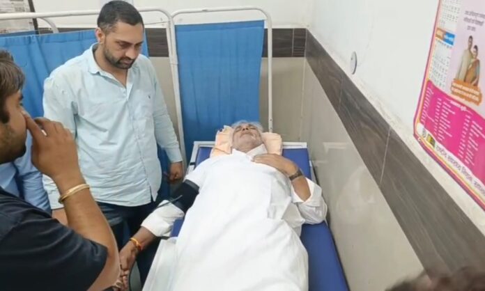 जयप्रकाश अस्पताल में उपचाराधीन सांसद