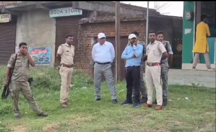 पुलिस जांच मामले की जांच में जुटी पुलिस टीम