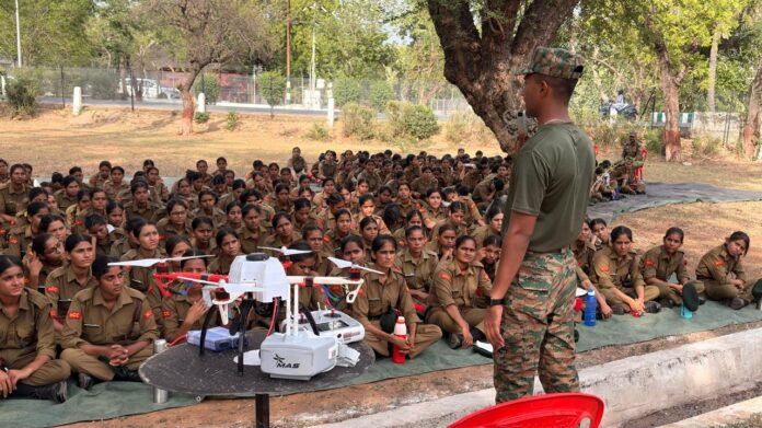 ड्रोन प्रशिक्षण कैडेट्स की तैयारी