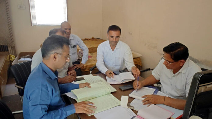 फतेहाबाद सीएम जांच करते हैं