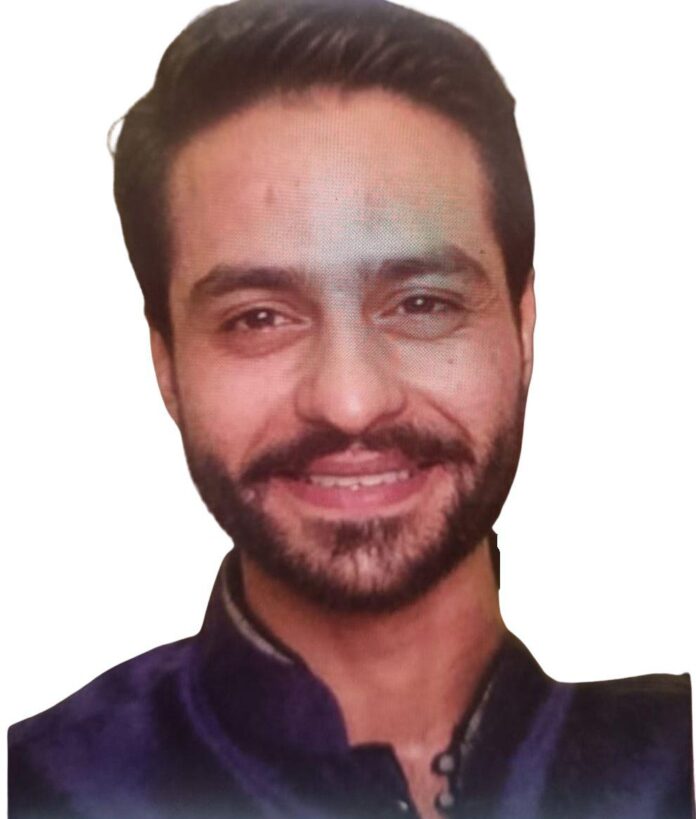 सड़क हादसे में मृतक की फोटो
