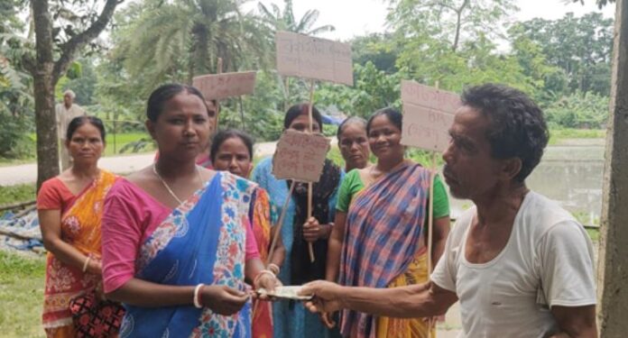 तृणमूल नेता उकिल बर्मन कटमनी लौटाते