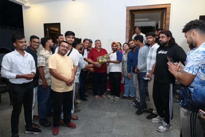 पर्यटन मंत्री राजेश अग्रवाल की मुलाकात