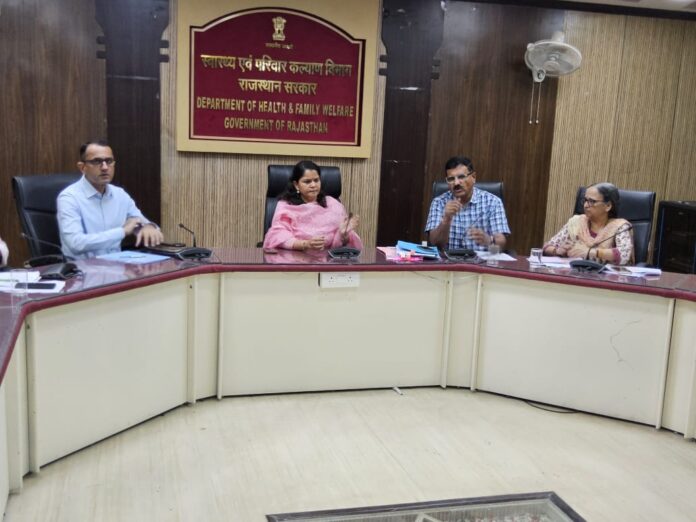 स्वास्थ्य सेवा निरीक्षण की तस्वीर