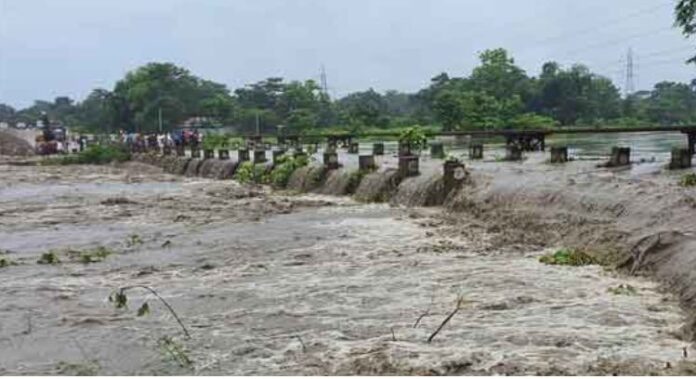 फालाकाटा में जल जाम का खतरा बढ़ गया है