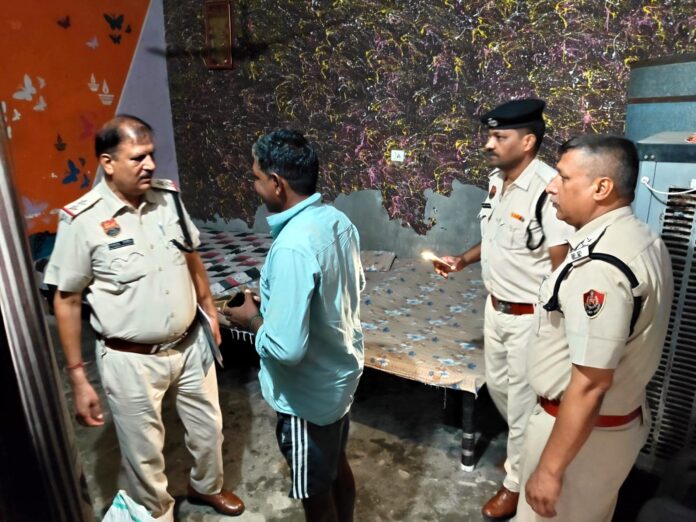 फतेहाबाद पुलिस टीम चैकिंग