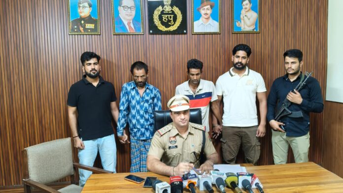 एंटी नारकोटिक्स सेल प्रभारी विश्व गौरव की प्रशंसा