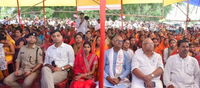 पंचायत विकास दिवस पर प्रभारी मंत्री का कार्यक्रम