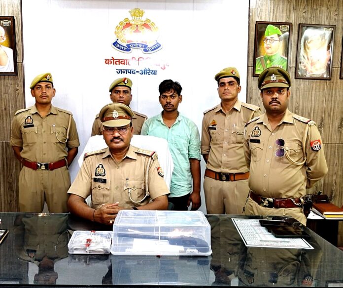 पुलिस गिरफ्तारी की बड़ी खबर
