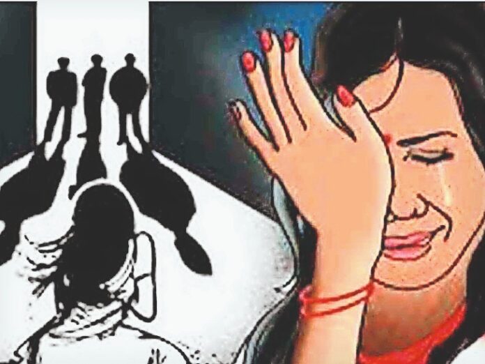 युवकों की अश्लीलता वायरल वीडियो
