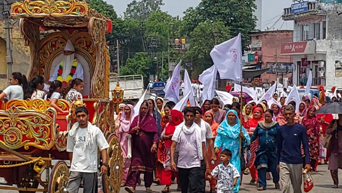 कबीर जयंती का जश्न कठुआ में दिखाया गया