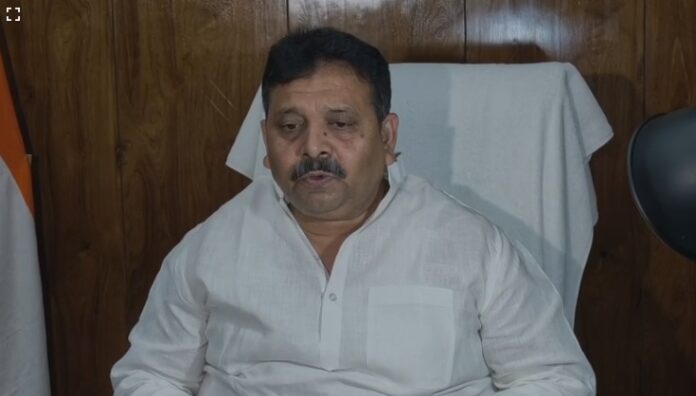 उत्तर प्रदेश के स्टांप मंत्री रवींद्र जायसवाल की तस्वीर