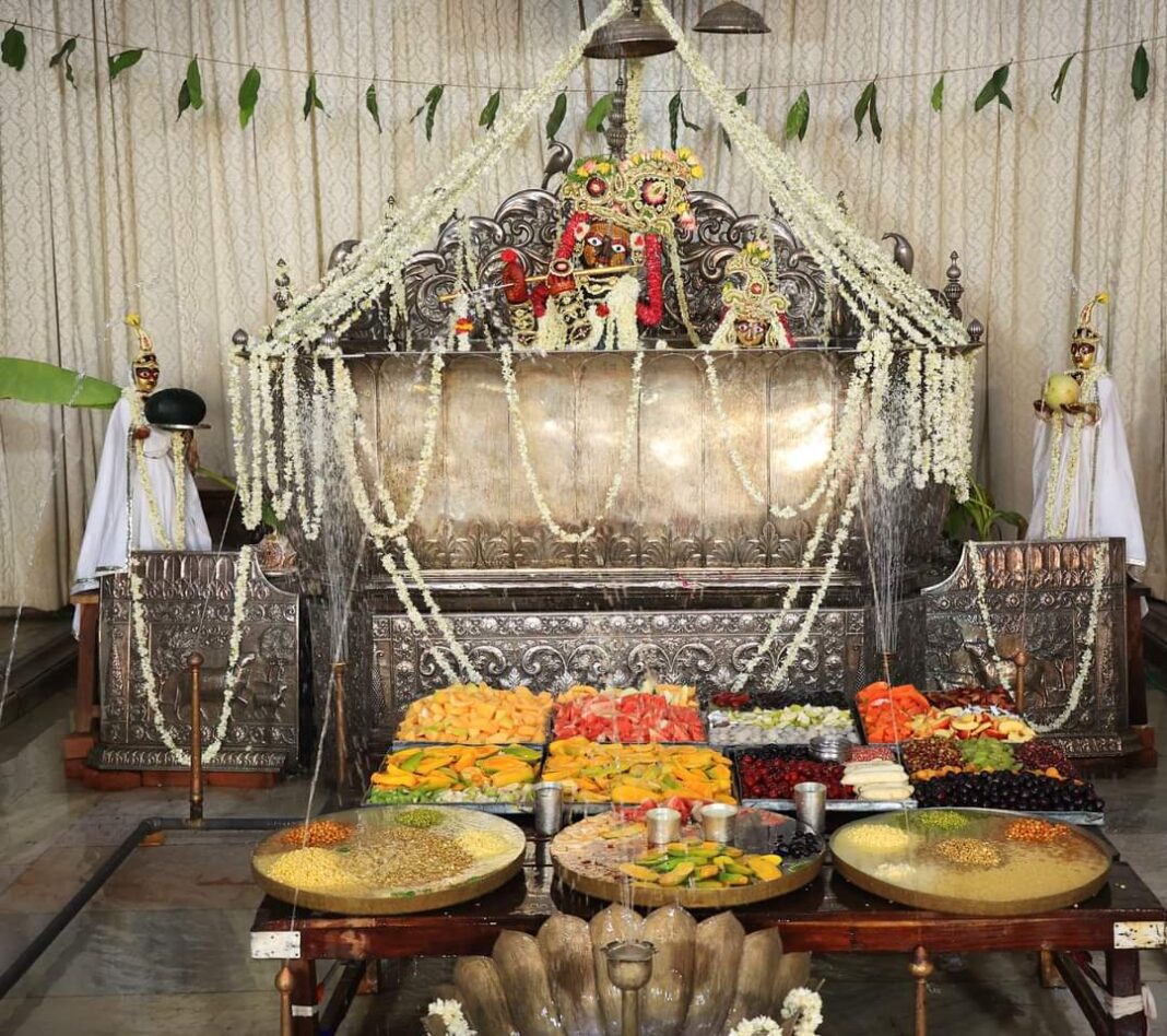 ज्येष्ठ पूर्णिमा:आराध्य देव गोविंद देवजी के जेष्ठाभिषेक के अद्भुत दर्शन ज्येष्ठ पूर्णिमा के अद्भुत दर्शन