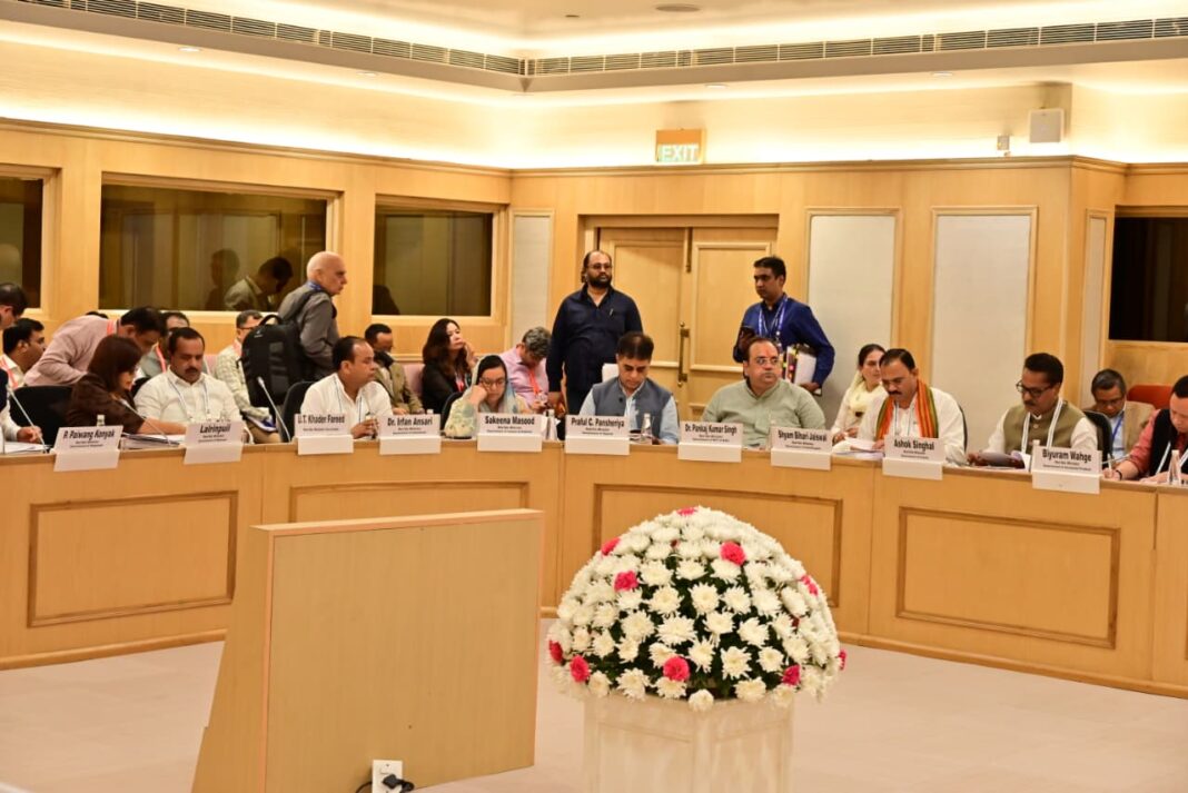 सम्मेलन में शामिल मंत्री इरफान अंसारी सहित अन्य नेताओं का सम्मेलन में शिरकत सम्मेलन में शामिल मंत्री इरफान अंसारी सहित अन्य नेताओं