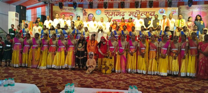 स्कूल बच्चों का त्यौहार उद्घाटन समारोह