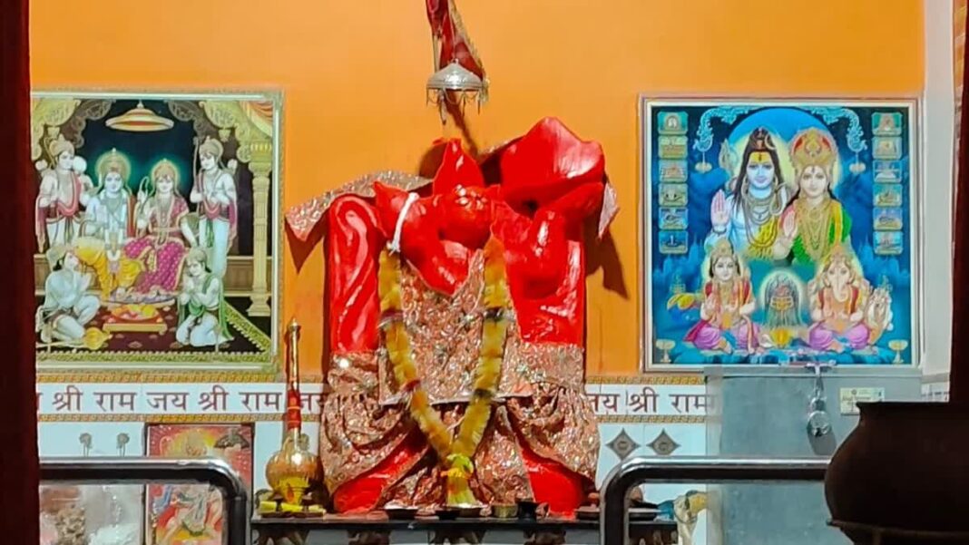 छत्तीसगढ़ के कवर्धा का प्रसिद्ध हनुमान मंदिर और इसकी विशेषताएं छत्तीसगढ़ के कवर्धा का प्रसिद्ध हनुमान मंदिर