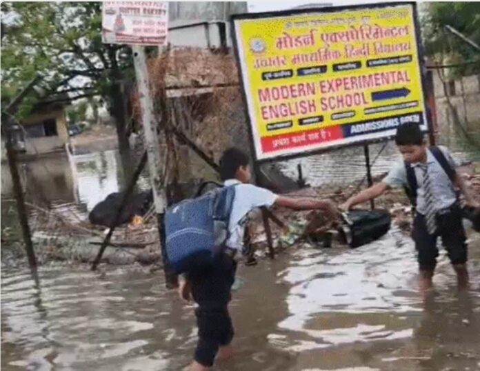 सूरत में बारिश की तस्वीर