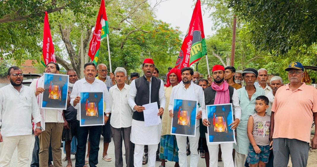 फोटो सपा नेता का वीडियो वायरल हो रहा है सपा नेता का वायरल वीडियो