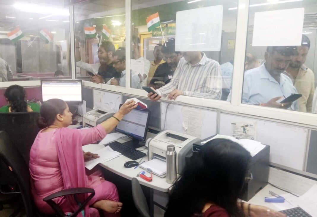 गुरुग्राम नगर निगम में प्रॉपर्टी टैक्स जमा कराते लोगों की सूची गुरुग्राम नगर निगम प्रॉपर्टी टैक्स करदाते लोग