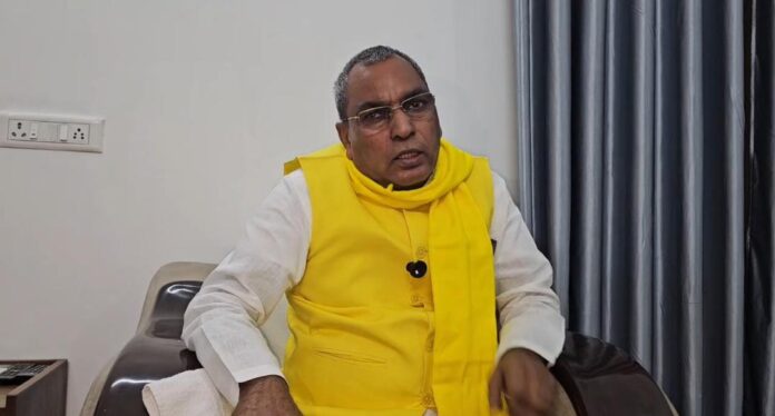 ओम प्रकाश राजभर की प्रसिद्ध कविताएं