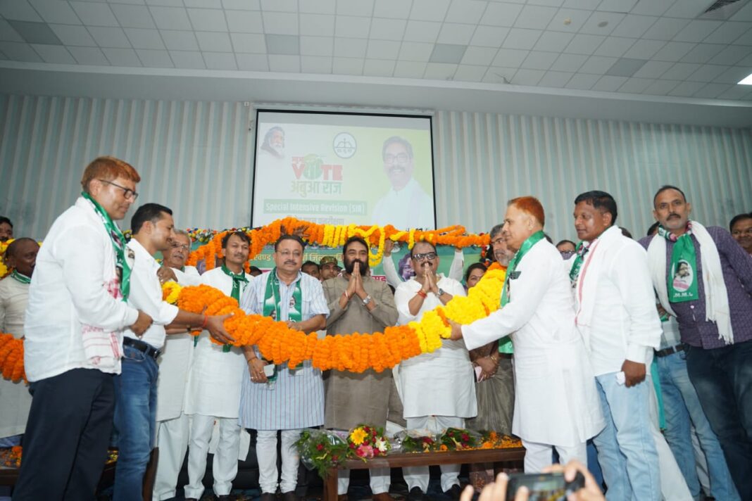 विनोद पांडेय कार्यक्रम में फोटो