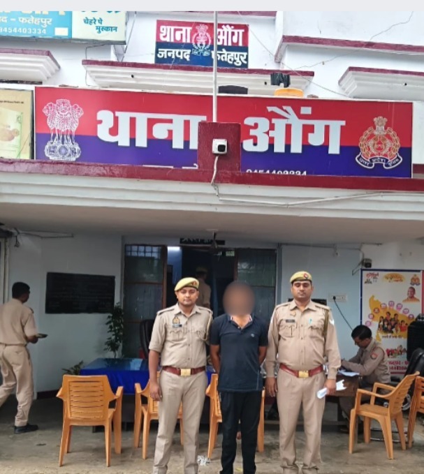 पुलिस ने बदमाशों को पकड़ा पुलिस ने बदमाशों को पकड़ा