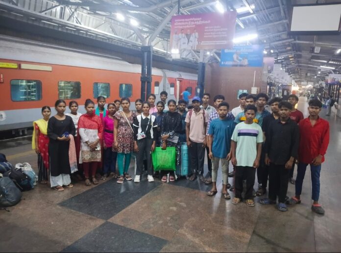 पश्चिमी सिंहभूम के 14 प्रवासी श्रमिक वापसी के लिए पश्चिमी सिंहभूम के 14 प्रवासी श्रमिक वापसी के लिए
