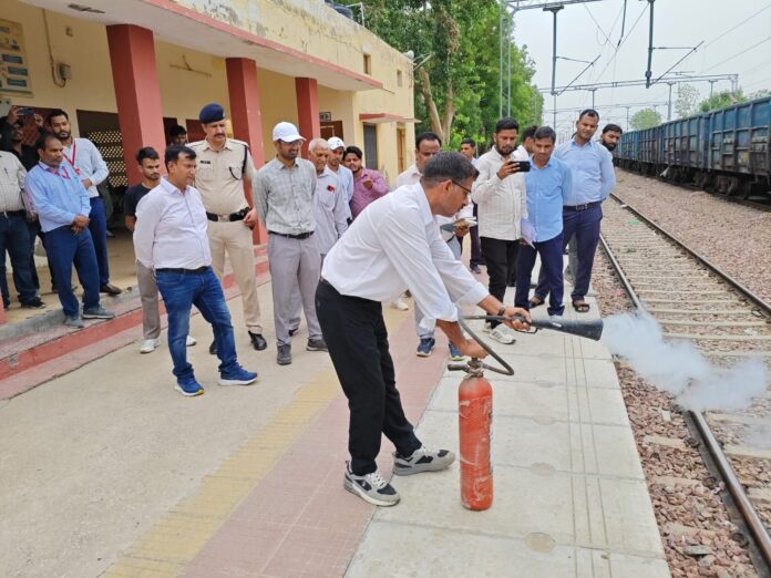 रेल सुरक्षा निरीक्षण की तस्वीर