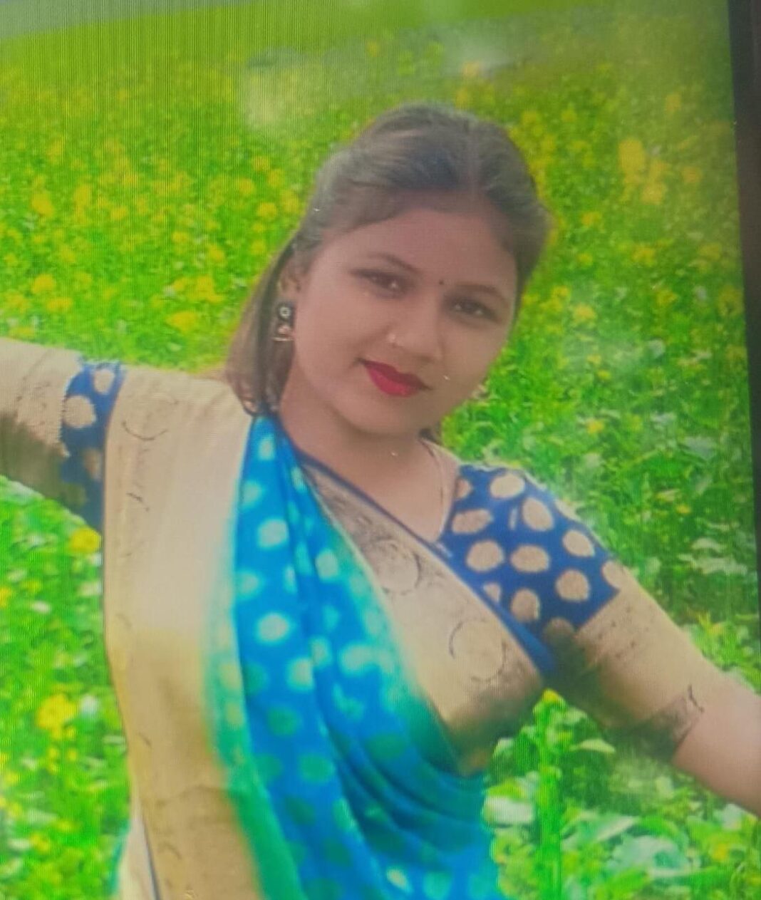 मृतका की फाइल फोटो: एक दुखद घटना की कहानी मृतका की फाइल फोटो देखें