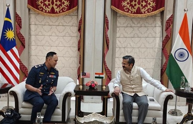 नई दिल्ली में ताजा अपडेट्स फोटो नई दिल्ली में ताजा अपडेट्स फोटो