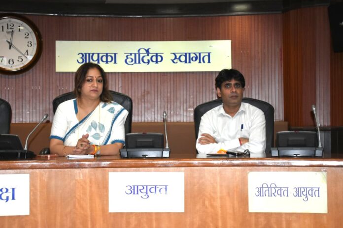 दिल्ली उपमहापौर मोनिका पंत का संवाद दिल्ली उपमहापौर मोनिका पंत का संवाद