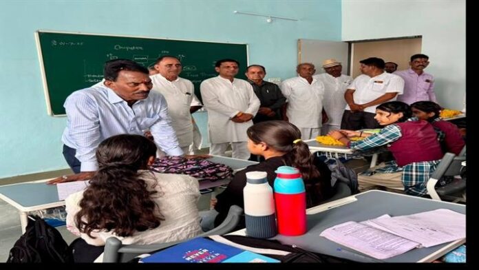 मंत्री सिलावट स्कूल दौरा