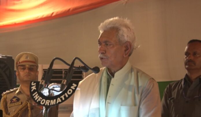 जम्मू-कश्मीर के उप-राज्यपाल मनोज सिन्हा की बड़ी घोषणा जम्मू-कश्मीर के उप-राज्यपाल मनोज सिन्हा की बड़ी घोषणा
