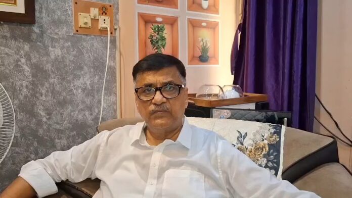 भास्कर भट्टाचार्य की जीवनी और योगदान के बारे में फोटो