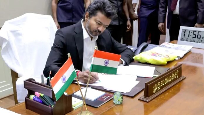 तमिलनाडु मुख्यमंत्री विजय की फाइल फोटो तमिलनाडु मुख्यमंत्री विजय की फाइल फोटो