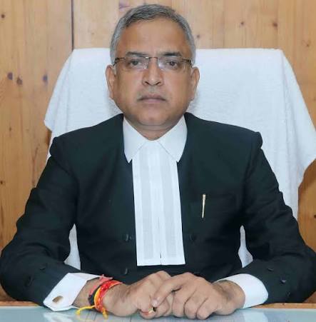 छत्तीसगढ़ उच्च न्यायालय के जस्टिस राकेश मोहन पांडेय का फैसला छत्तीसगढ़ उच्च न्यायालय के जस्टिस राकेश मोहन पांडेय का फैसला