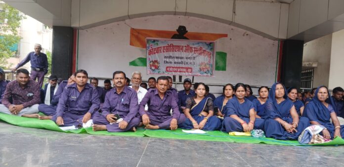 हिसार धरना प्रदर्शन की तस्वीर हिसार धरना प्रदर्शन की तस्वीर