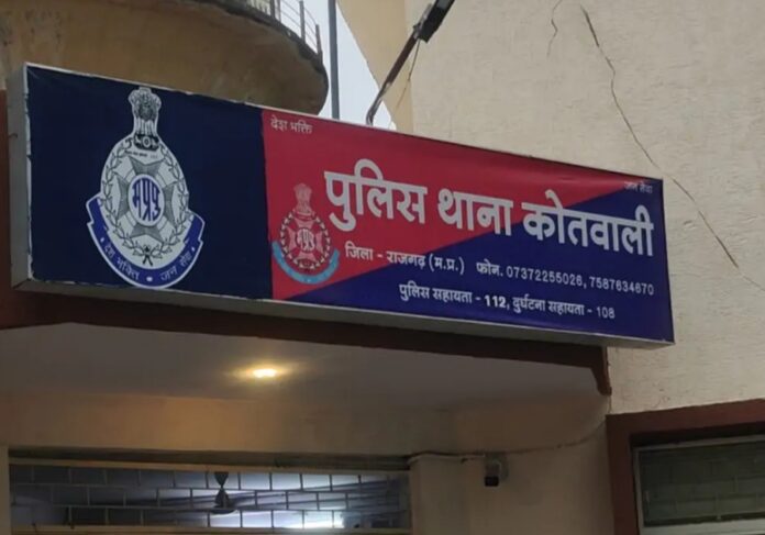 विवाहिता फंदे से लटकी मिली