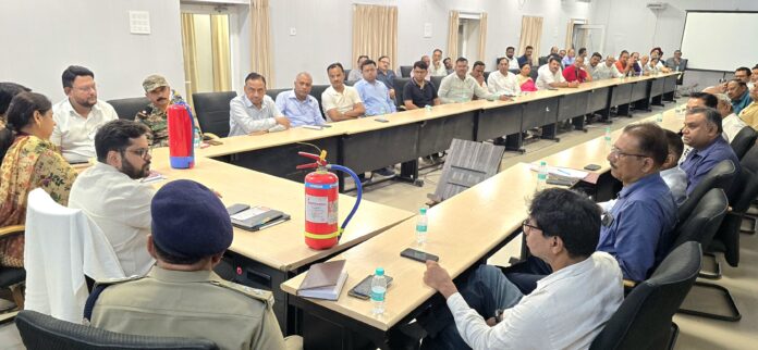 जिलाधिकारी कार्रवाई की