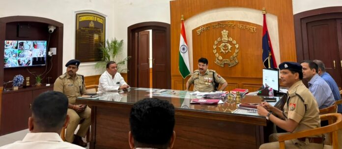 विधायक रूमी व पुलिस आयुक्त की मीटिंग विधायक रूमी व पुलिस आयुक्त की मीटिंग