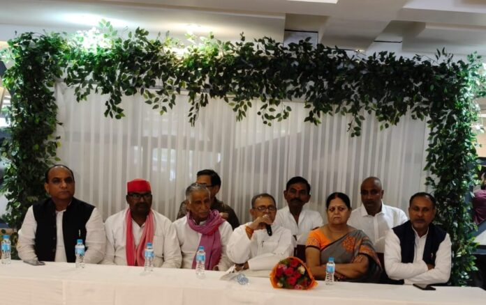 सनातन पांडेय मीडिया वार्ता छाया चित्र सनातन पांडेय मीडिया वार्ता छाया चित्र