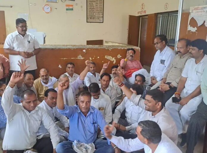 हड़ताल समाप्त हुई हारियाणा में हड़ताल समाप्त हुई हारियाणा में