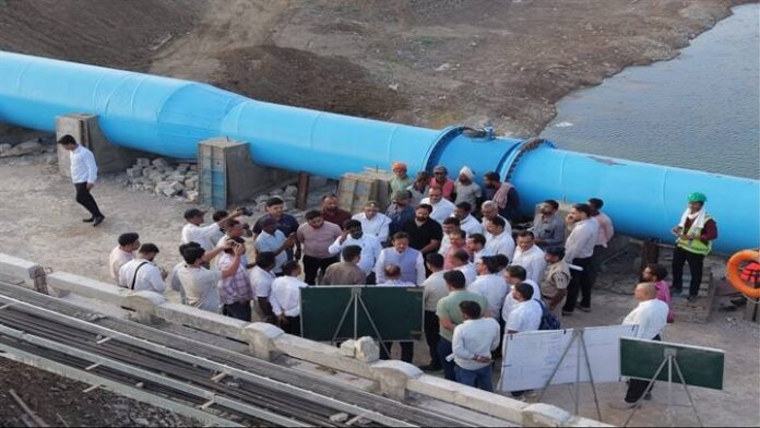 रीवाः उप मुख्यमंत्री शुक्ल निरीक्षण रीवाः उप मुख्यमंत्री शुक्ल निरीक्षण