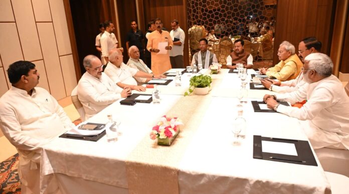 भाजपा नेता नितिन नवीन बैठक